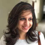 Shirin Mehdi (especialista em ioga), Yi