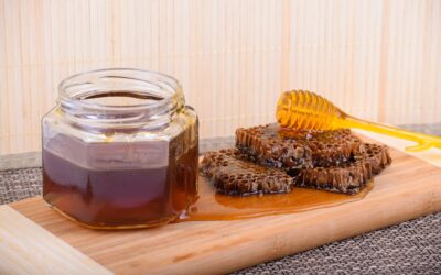 12 Health Benefits of Honeycomb : Side Effects and How to Eat