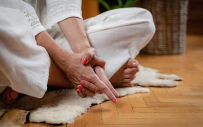 Ksepana Mudra: Benefits, Side Effects, How To Do and Precautions