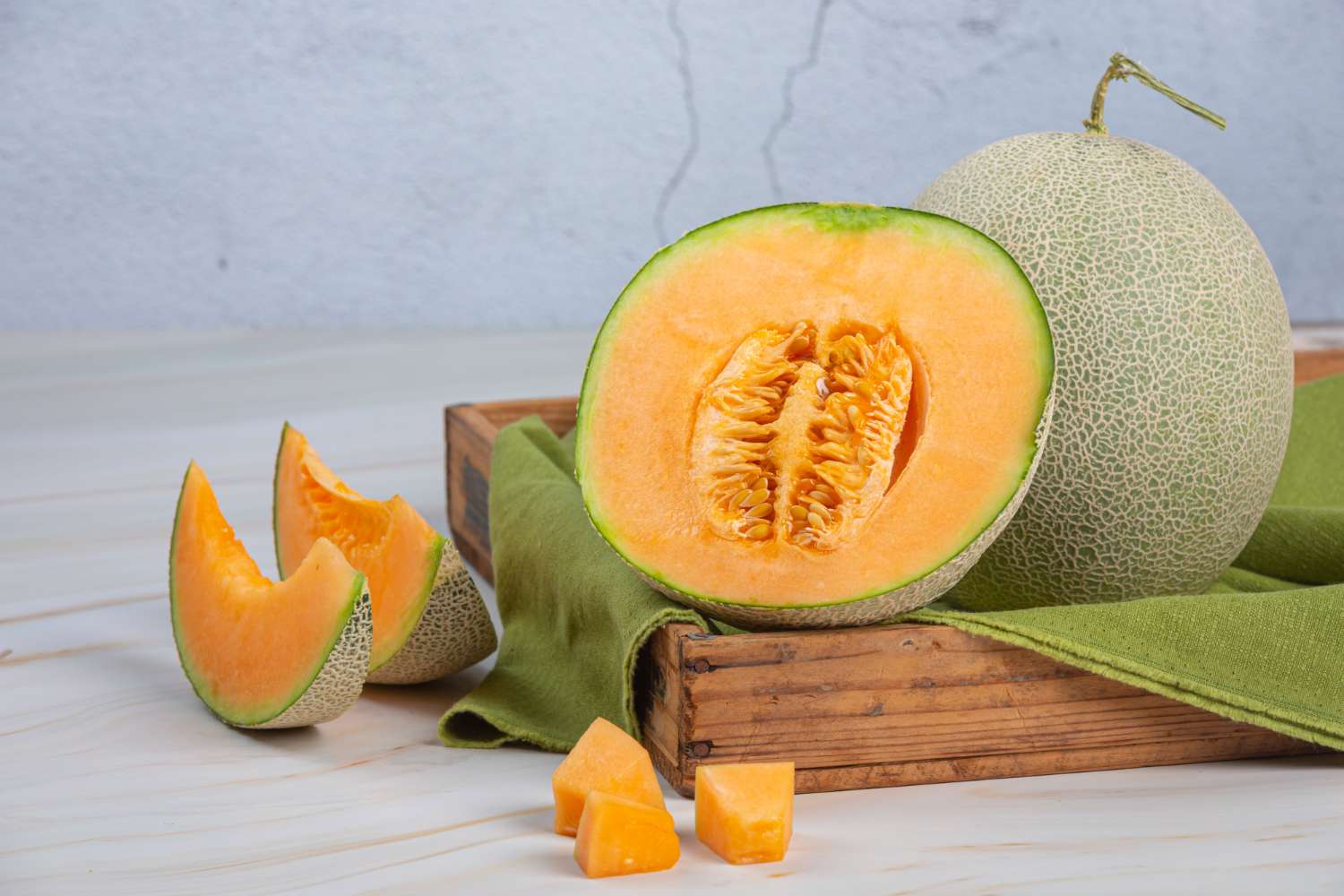 The Difference Between Cantaloupe and Muskmelon You Must Know